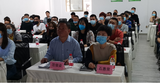 举办电商培训提高班（农村新电商营销&产品视频拍摄）和第二批站点招募推介会.png