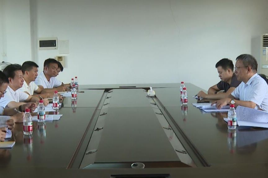 黄宏伟到福布斯官网
开展综合行政执法工作情况专题调研